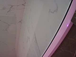 voyeurcam-casa-salsa-bathroom-11