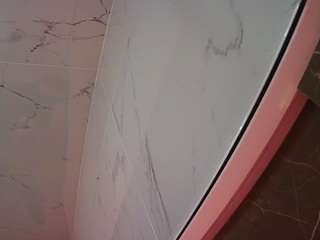voyeurcam-casa-salsa-bathroom-11
