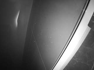 voyeurcam-casa-salsa-bathroom-11