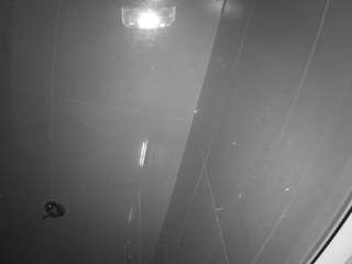 voyeurcam-casa-salsa-bathroom-11