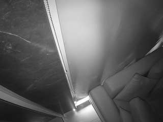 voyeurcam-casa-salsa-bathroom-11