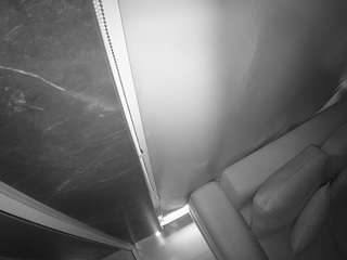 voyeurcam-casa-salsa-bathroom-11