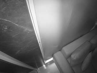 voyeurcam-casa-salsa-bathroom-11