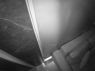 voyeurcam-casa-salsa-bathroom-11