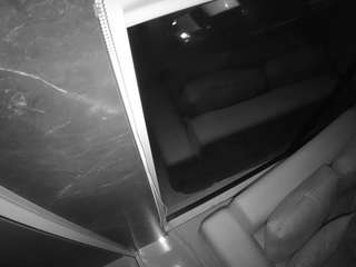voyeurcam-casa-salsa-bathroom-11