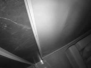 voyeurcam-casa-salsa-bathroom-11