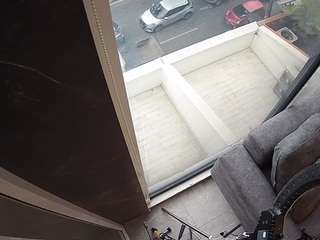 Este modelo está en vivo ahora. voyeurcam-casa-salsa-bathroom-11