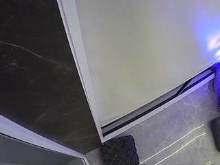 Ten model jest teraz na żywo. voyeurcam-casa-salsa-bathroom-11