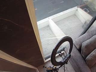 Mẫu này đang trực tiếp. voyeurcam-casa-salsa-bathroom-11