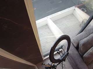 โมเดลนี้กำลังถ่ายทอดสดอยู่. voyeurcam-casa-salsa-bathroom-11