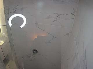 voyeurcam-casa-salsa-bathroom-11
