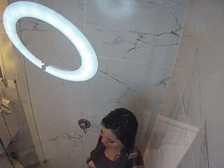 voyeurcam-casa-salsa-bathroom-11