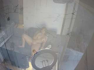 voyeurcam-casa-salsa-bathroom-11
