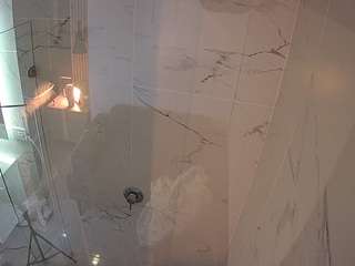 voyeurcam-casa-salsa-bathroom-11