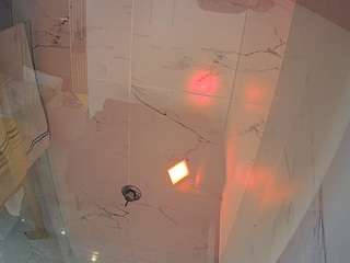 voyeurcam-casa-salsa-bathroom-11