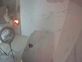voyeurcam-casa-salsa-bathroom-11