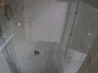 voyeurcam-casa-salsa-bathroom-11
