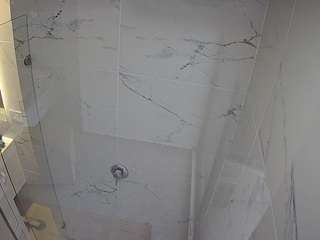 voyeurcam-casa-salsa-bathroom-11