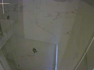 voyeurcam-casa-salsa-bathroom-11