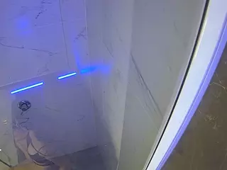 voyeurcam-casa-salsa-bathroom-11's Live Sex Cam Show