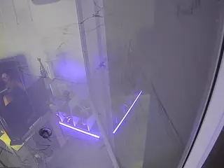 voyeurcam casa salsa bathroom 11's Live Sex Cam Show