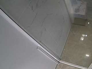 voyeurcam-casa-salsa-bathroom-12