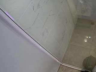 voyeurcam-casa-salsa-bathroom-12