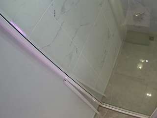 camsoda voyeurcam-casa-salsa-bathroom-12