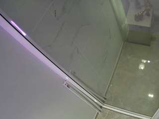 voyeurcam-casa-salsa-bathroom-12