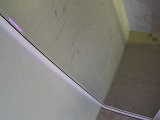 Amyamy camsoda voyeurcam-casa-salsa-bathroom-12