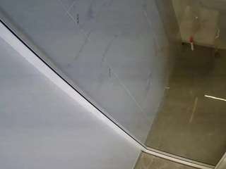 voyeurcam-casa-salsa-bathroom-12