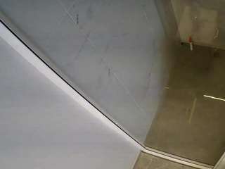 voyeurcam-casa-salsa-bathroom-12
