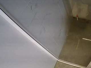 voyeurcam-casa-salsa-bathroom-12