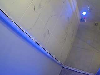 voyeurcam-casa-salsa-bathroom-12