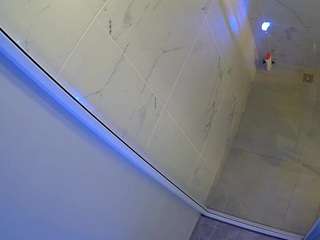 voyeurcam-casa-salsa-bathroom-12