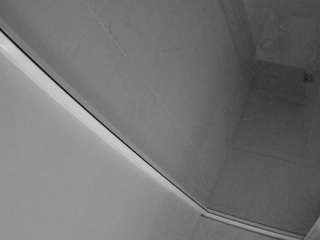 voyeurcam-casa-salsa-bathroom-12