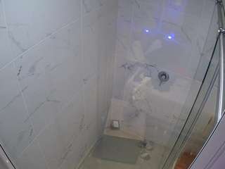 voyeurcam-casa-salsa-bathroom-12