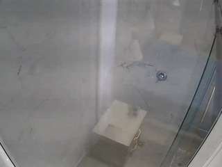 voyeurcam-casa-salsa-bathroom-12