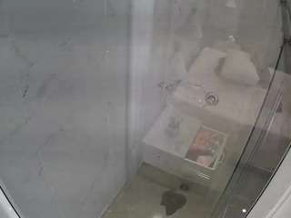 voyeurcam-casa-salsa-bathroom-12