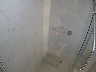 voyeurcam-casa-salsa-bathroom-12 camsoda