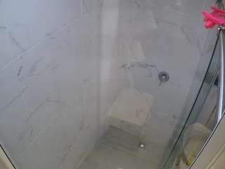 voyeurcam-casa-salsa-bathroom-12