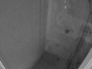 voyeurcam-casa-salsa-bathroom-12