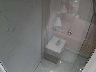 voyeurcam-casa-salsa-bathroom-12