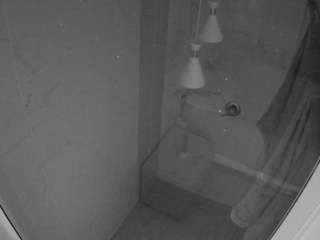 voyeurcam-casa-salsa-bathroom-12 camsoda