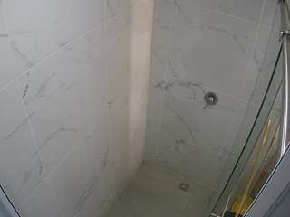 voyeurcam-casa-salsa-bathroom-12