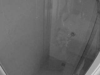 voyeurcam-casa-salsa-bathroom-12 camsoda