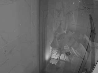 voyeurcam-casa-salsa-bathroom-12