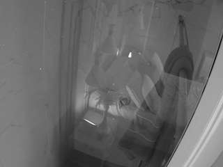 voyeurcam-casa-salsa-bathroom-12 webcam
