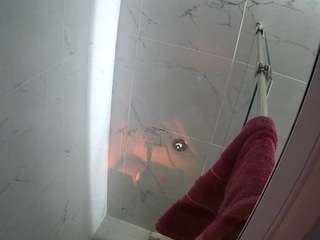 voyeurcam-casa-salsa-bathroom-12