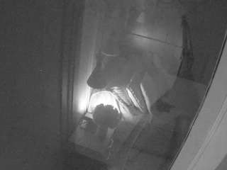 voyeurcam-casa-salsa-bathroom-12